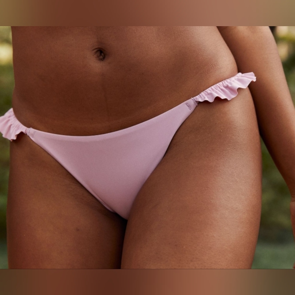 🩷AERIE RUFFLE BIKINI BOTTOM SIZE S
